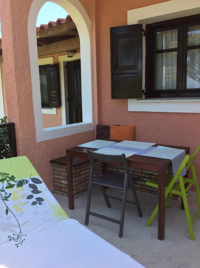 Genari Beach Apartments Levendokhórion Exteriér fotografie