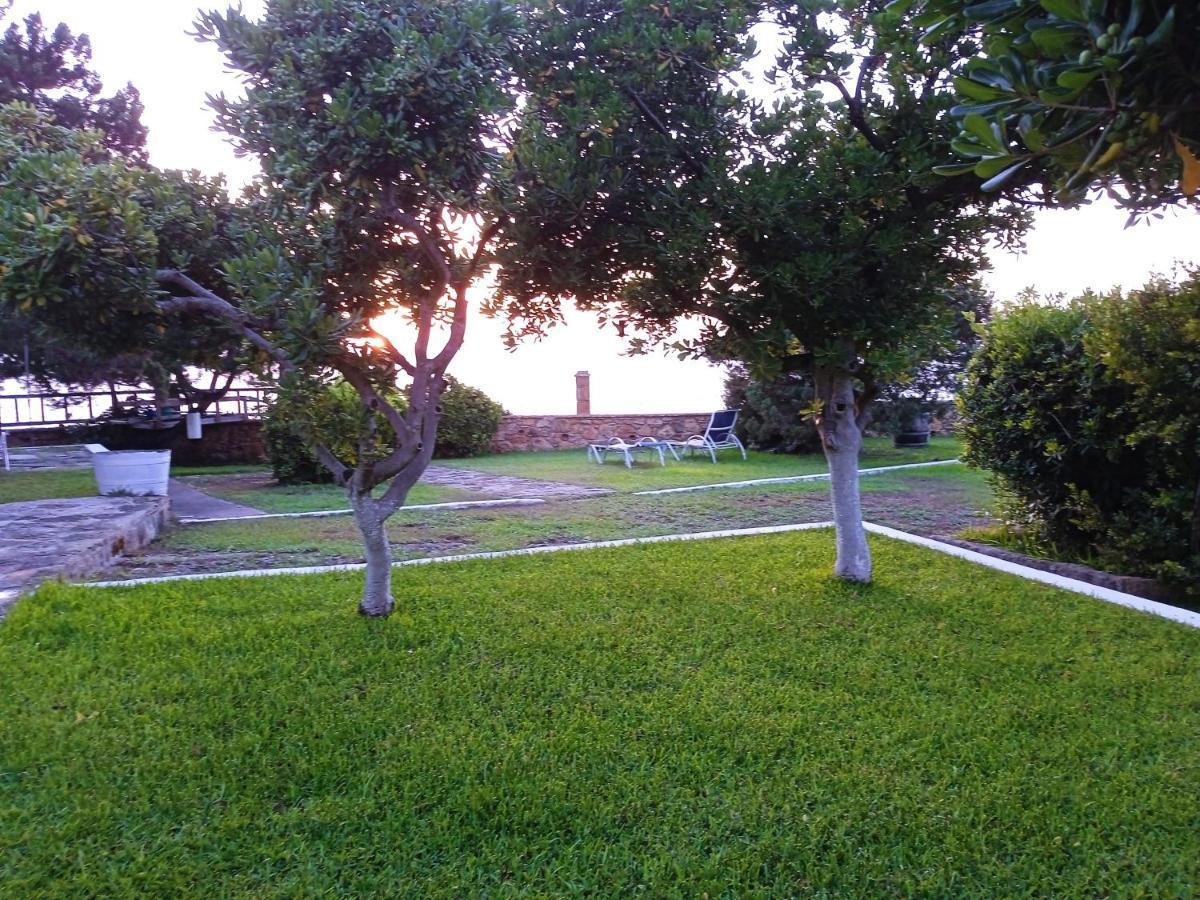 Genari Beach Apartments Levendokhórion Exteriér fotografie