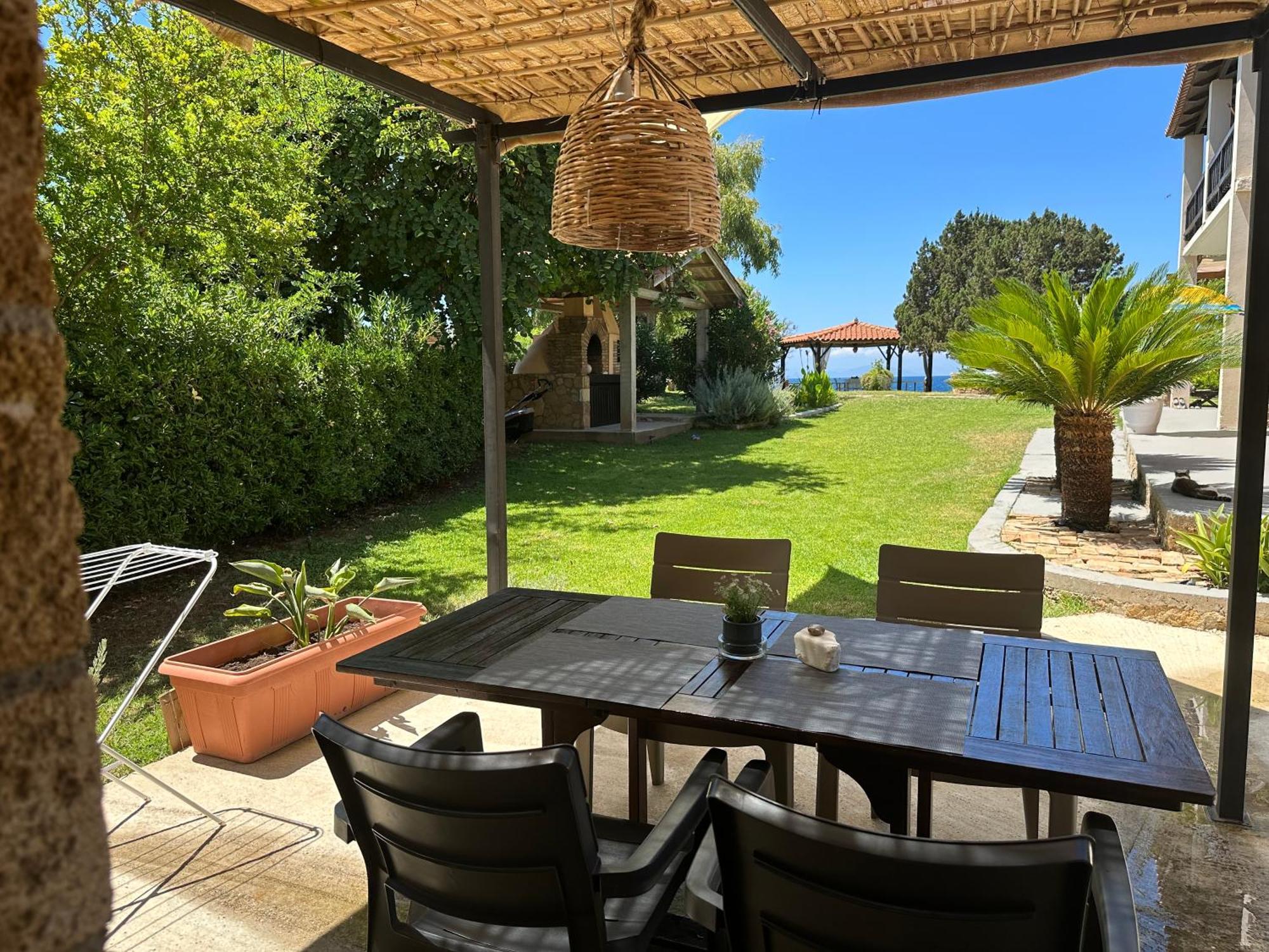Genari Beach Apartments Levendokhórion Exteriér fotografie