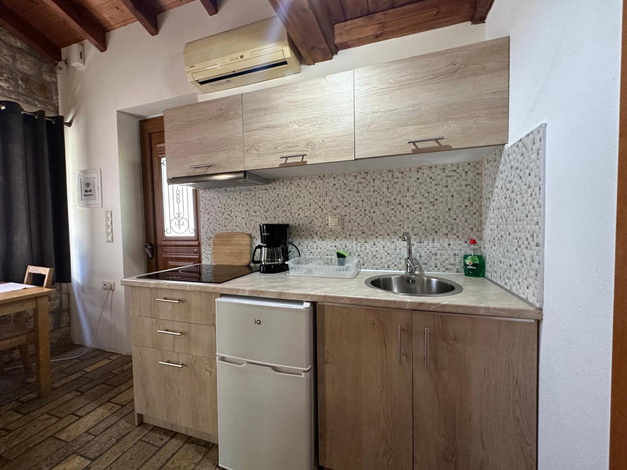 Genari Beach Apartments Levendokhórion Exteriér fotografie